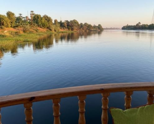 privater Balkon - ankern am Nilufer
